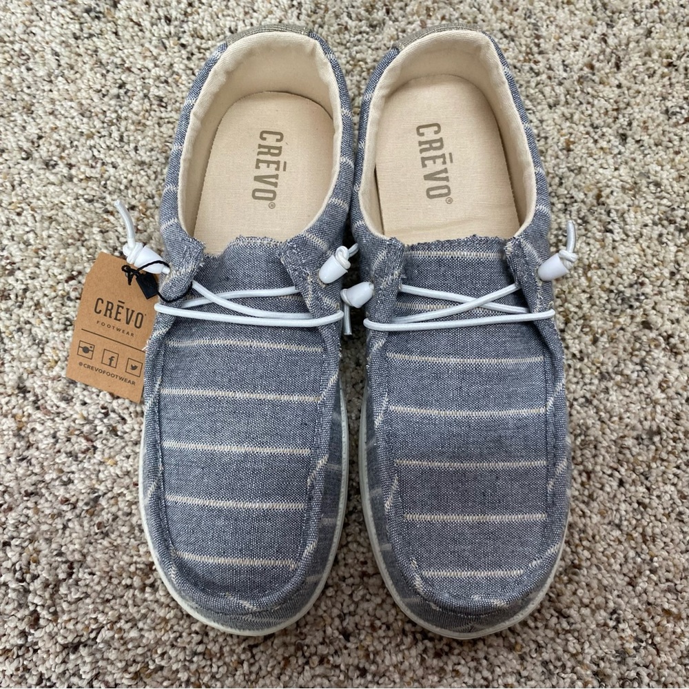 Crevo Womens size 7 slip on shoes gray striped memory foam new with tags